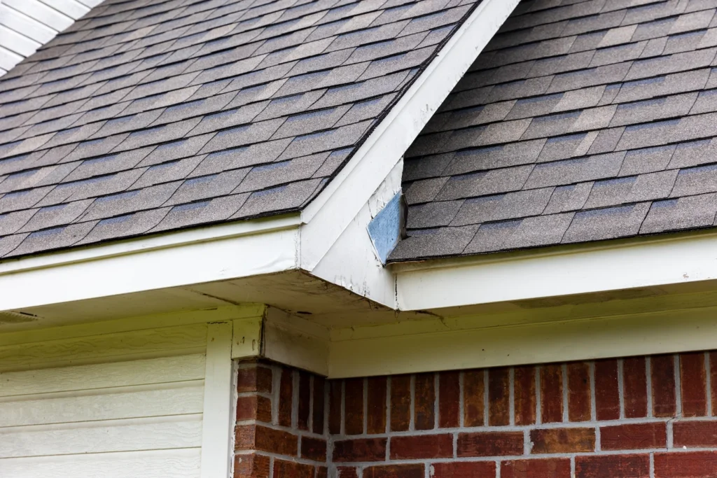 Commercial clapboard siding maintenance and replacement in New England